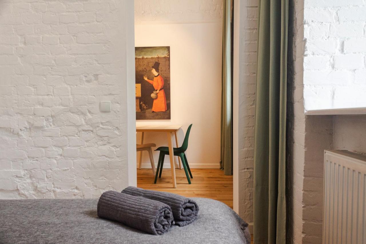 Apartament Z Upadkiem Ikara / Apartment With The Fall Of Icarus วูดช์ ภายนอก รูปภาพ